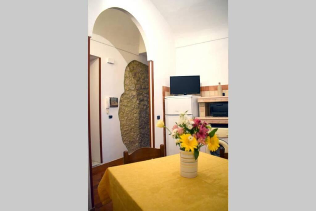 Domus - Casa Vacanza B&B Veroli Exterior foto